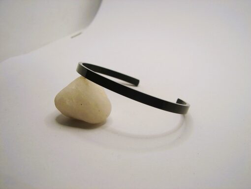 Simple Black Stainless Steel Cuff
