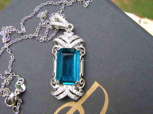 Luxury Electric Blue Crystal Pendant