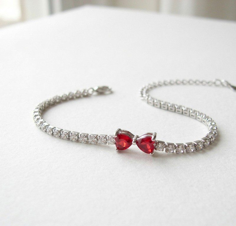 Zircon Hearts Bracelet Pakistan by dango