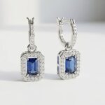Minimal Earrings for women in Pakistan by dango