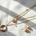 Pearl and Kundan Jewelry Set for Women Pakistan by dango