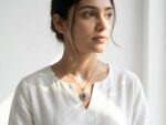 Silver-Plated Natural Black Opal Pendant Necklace – Elegant Floral Design - Image 2