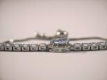 Elegance Oval Zircon Adjustable Bracelet - Image 4