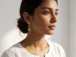Sleek Natural Pearl Wave Earrings - Image 2