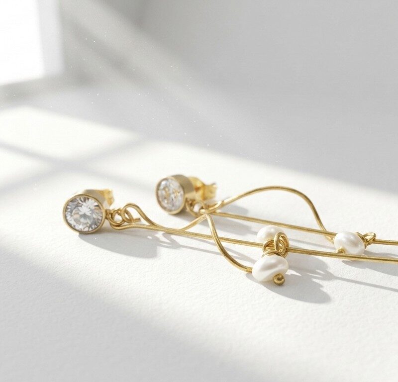 Minimal gold plated stainless Steel Earrings for women in Pakistan by dango