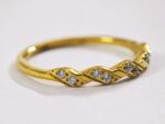 Gold-Plated Stainless Steel Waves Ring with Zircons - Image 3