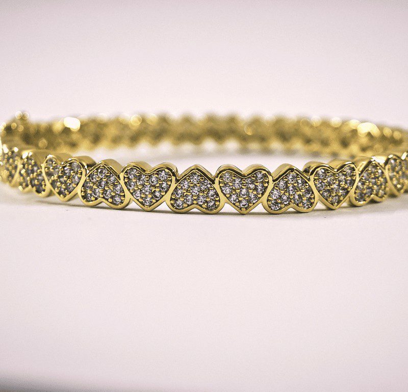 Gold-Plated Zircon Heart Bangle for Women in Pakistan by dango