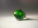 Emerald-green Crystal Adjustable Ring - Image 2