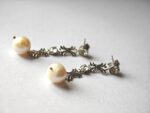 Noor Pearl Dangle Earrings - Image 3