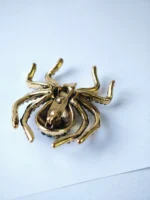 Dango Vintage Green Crystal Spider Brooch, 1.8x1.35 Inches Alloy Lapel Pin for Women - Image 6